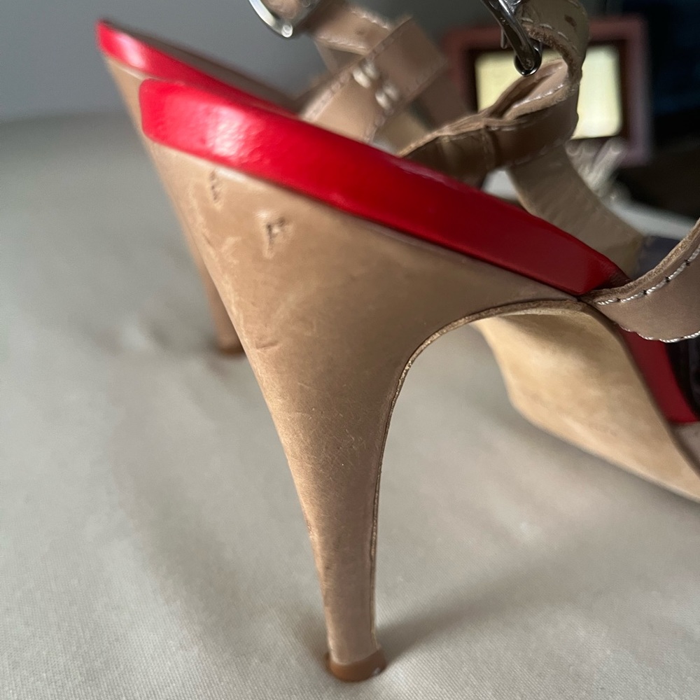 Manolo Blahnik Persefa Buckled T-Strap Sandal, Taupe/Blue/Red - Picture 6 of 7